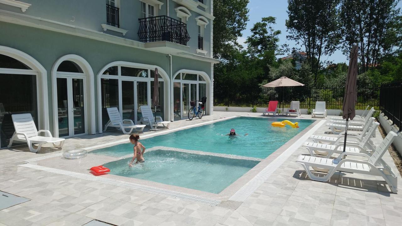 Апарт готель Riverside VIP Аpartments Сонячний Берег Екстер'єр фото