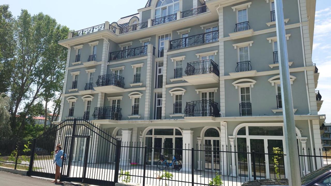 Апарт готель Riverside VIP Аpartments Сонячний Берег Екстер'єр фото